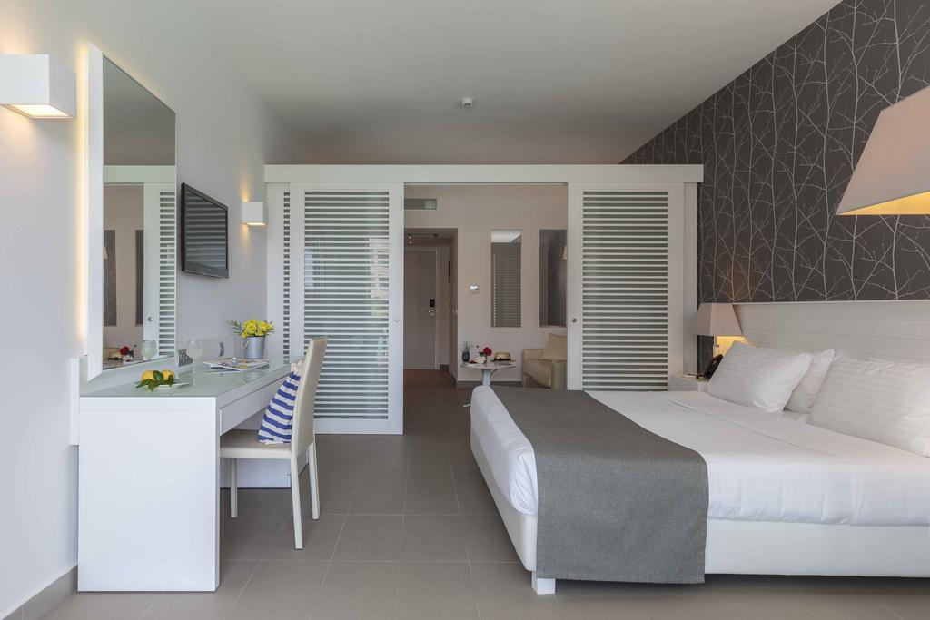 Princess Andriana Resort & Spa - Ultra All-Inclusive คิโอตาริ ภายนอก รูปภาพ
